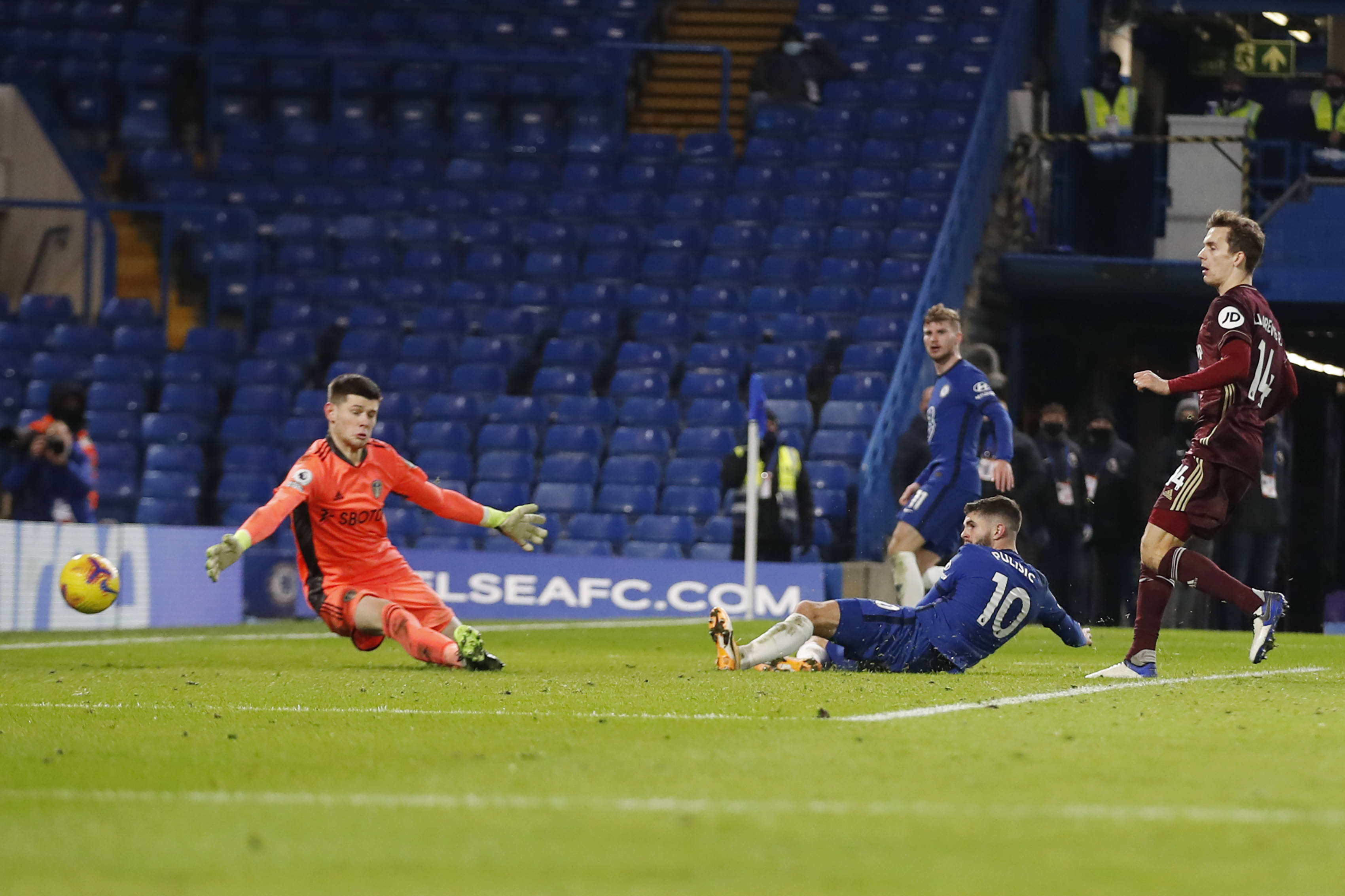 季初表现并 季初表现并